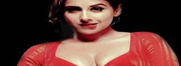 vidya new look as a sexy house wife