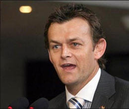 Gilly supports Sachin getting Membership of Order of Australia