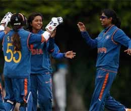 indian women beat pakistan to lift asia cup