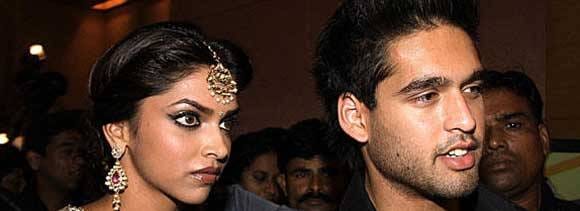siddharth never gift me any house- deepika 