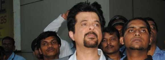 anil kapoor to launch seven new faces in 'saat hindustani'