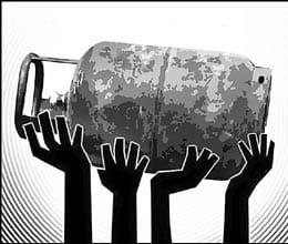 UP: Illegal Rifiling cylinder made 'bomb', 15 torn