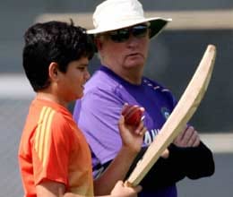 arjun tendulkar watches as team india practice for the second day
