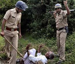clash between sugarcane farmers and police