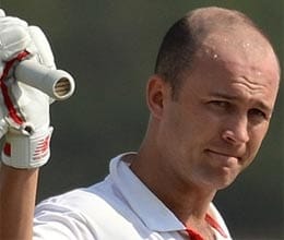 Trott shows lack of sportsman spirit after dropping catch