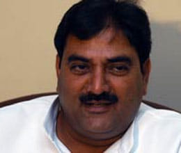 team kalmadi with me sadi abhay singh chautala