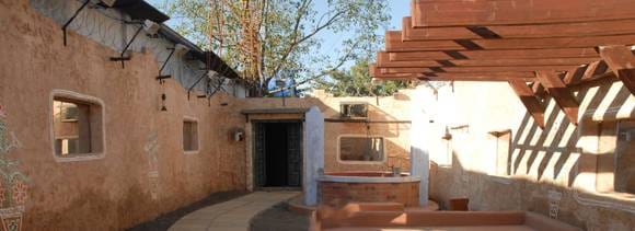 bigg boss 6 mud house