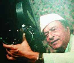 birthday special shantaram always made purposeful films 