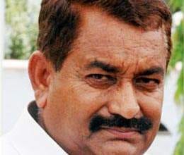 former minister ayodhya prasad pal may stuck in land purchasing 