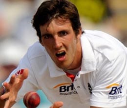 Steven Finn ruled out of second Test with injury