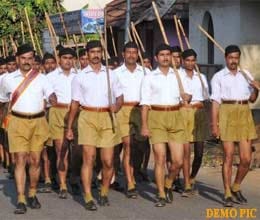 rss members getting information about border areas