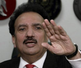 indian govt should provide security to shahrukh khan says rehman malik