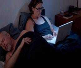 excess use of technology cause insomnia
