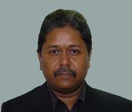 tmc workers extort money says trinmool Minister