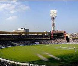 eden gardens curator removed after differences with dhoni