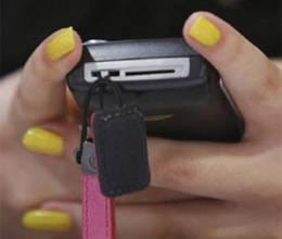 panchayat decrees Girls Do not use mobile phones