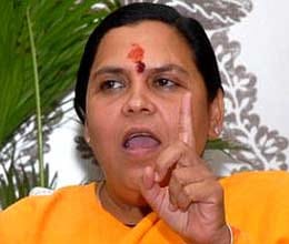 uma bharti chouhan bonhomie triggers political speculation