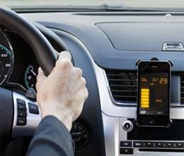 smart phone wakes drowsy driver from sleep