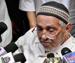 khalil chisti was allowed to return to pakistan