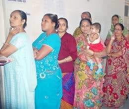 youth and women voters play important role in first phase of gujarat poll