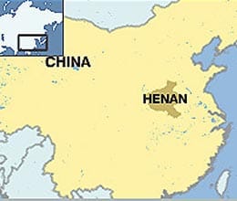 man slashes 22 children near china school