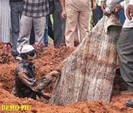 pakistan govt gave permission to indian family for bury   