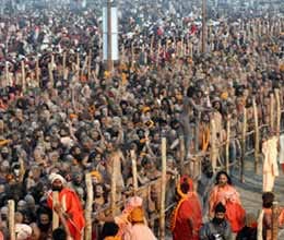 mahanirvani saints will first dive in maha kumbh