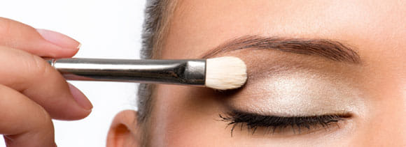 side effects of eye makeup
