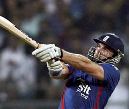England won 2nd t20 match by 6 wicket