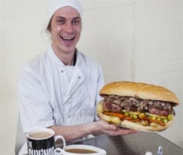 britain biggest sandwich contains one kilo of turkey