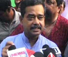 pranabs son sorry for remarks on anti rape protesters