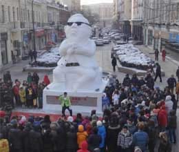 giant psy snowman goes gangnam style in china