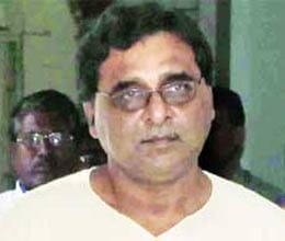 cpi m leader apologizes for vulgar comments on mamata