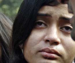 indian gang rape victim dies in singapore hospital 
