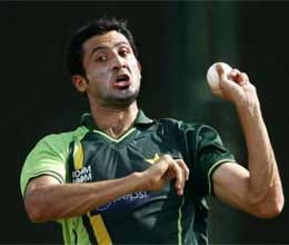 wasim akram advice to bowl inswingers helped junaid khan