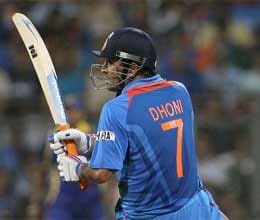 dhoni's heavy bat to win team india
