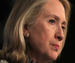 clinton admitted to ny hospital with blood clot