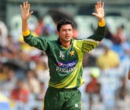 pak beat india by six wickets in first odi