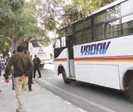 police arrested owner of bus used in delhi gangrape 