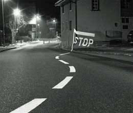 alccohal drunkan man cant drive on road