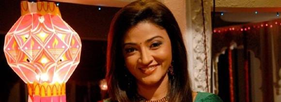 A housewife's job is challenging says Suhasi Dhami 