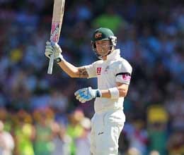 warner, hughes miss hundreds in sydney