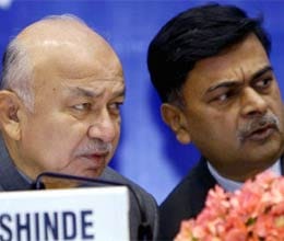Rapes happen all over India: Sushilkumar Shinde