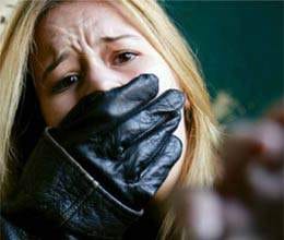 father kidnapped her daughter with her husband 