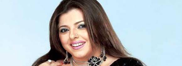 delnaz paul is out from bigg boss house