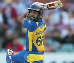 sri lanka beat australia by 8 wickets
