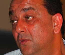 court summons sanjay dutt in threat case filed by producer