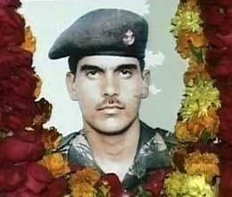 govt will give gallantry award to martyr hemraj 