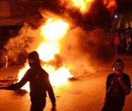 unrest in egypt leaves seven dead hundreds injured