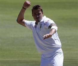 dale steyn takes six wickets south africa leads pakistan by 411